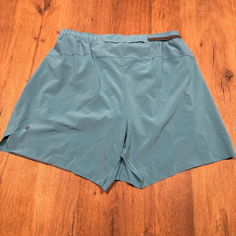 Men's Lululemon Surge Lined Short 6”, size large - Picture 2 of 7